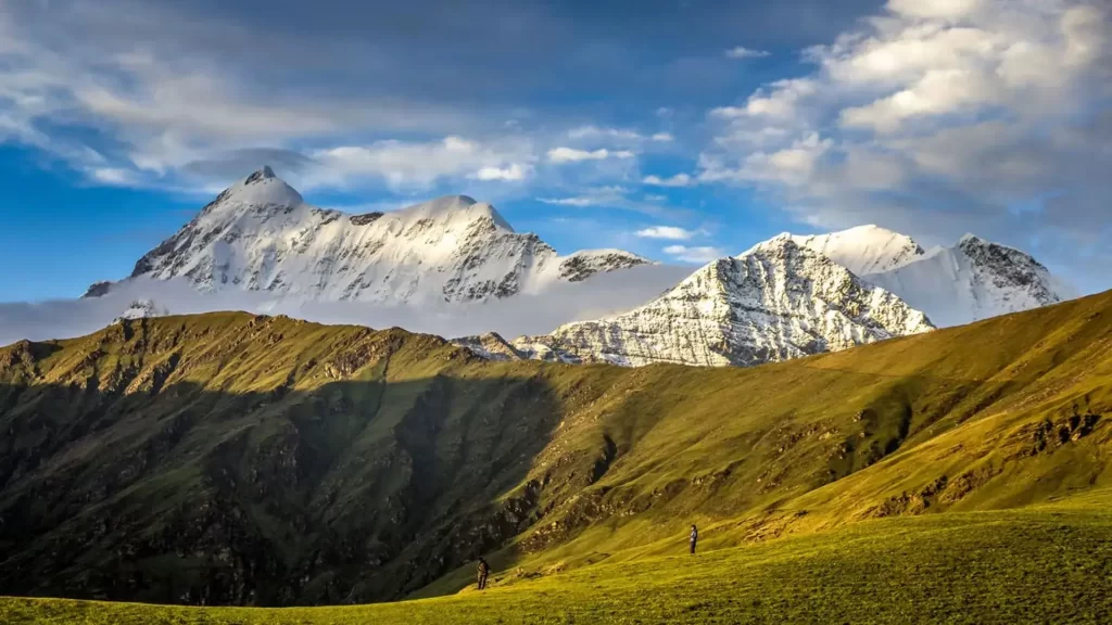 How to Prepare for a Himalayan Trek: A Complete Guide for Beginners